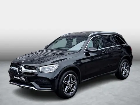 Mercedes-Benz GLC-klasse 300e 4MATIC | Panoramadak | Trekhaak | Rijassistentiepakket | 360° Camera |