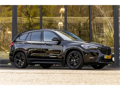 BMW X1 xDrive25e Executive (bj 2021, automaat)