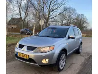 Mitsubishi Outlander. AUTOMAAT 2.4 Instyle (bj 2009)