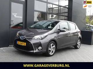 Toyota Yaris 1.5 Hybrid Lease Automaat (Navi,Camera,Cruise,Lm velgen,Trekhaak)