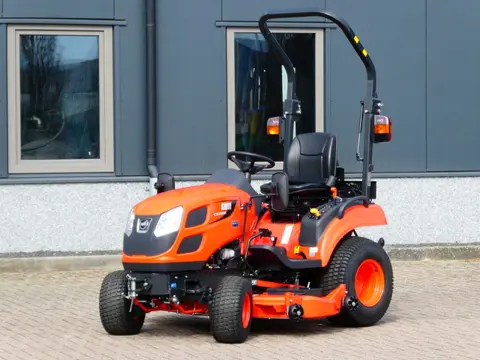 KIOTI CS2510 4wd HST / 0001 Draaiuren / Middenmaaidek