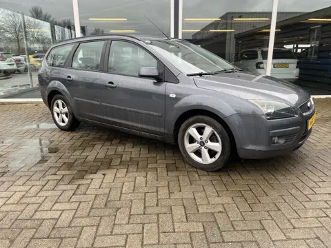 Ford FOCUS Wagon 1.6-16V Futura Airco / Cruise / Lmv
