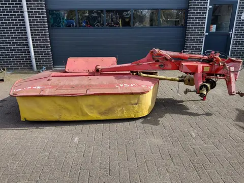 Pottinger CAT 230 Grasmaaier met Kneuzer