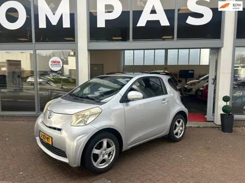 Toyota IQ 1.0 VVTi Comfort |AIRCO|APK2027|MULTIF.STUUR|LM.VELGEN|4-ZITS