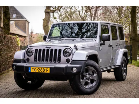 Jeep Wrangler Unlimited 3.6 Sahara Trekhaak Carplay Alpine