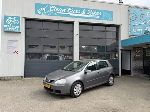 Volkswagen Golf 1.6 FSI Optive 4 (bj 2007, automaat)