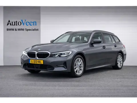BMW 3-serie Touring 318i Business Edition (Trekhaak, LED, NL AUTO, NAVI, PDC, ACC)