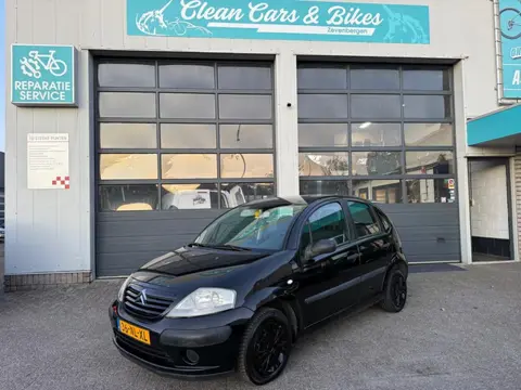 Citroën C3 1.4i Différence (bj 2003)