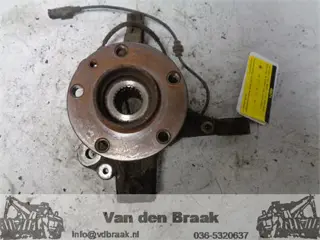 Fiat Doblo 2010-2015 Fusee links voor