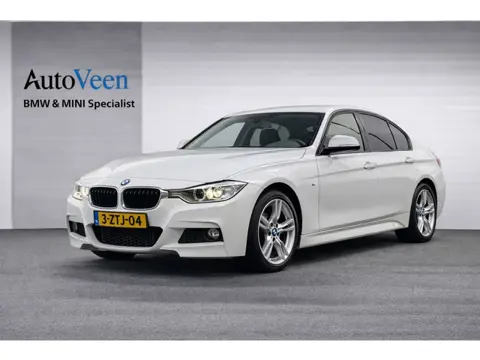 BMW 3-serie 316i Executive (M-SPORT, ALCANTARA, NL AUTO, GROOT NAV, LED)