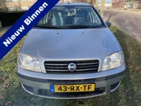 Fiat Punto 1.2 Dynamic Zeer mooie fiat lage km nap airco city alle boekjes en facturen er bij zie fo