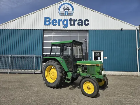 John Deere 2030