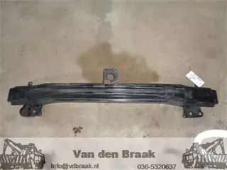 Volkswagen Golf 2003-2008 Voorrbumperbalk