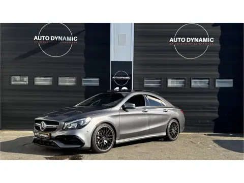 Mercedes-Benz CLA-Klasse AMG 45 4MATIC Ambition | Pano Nieuwstaat  | Harman Kardon