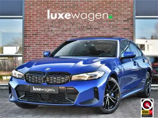 BMW 3-serie 330e xDrive M-Sport Pro Pano M-zetels ACC HUD 19inch El-klep