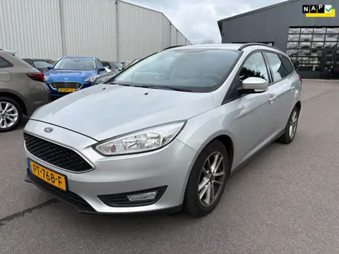 Ford Focus Wagon 1.0 Lease Edition 125Pk!/Navi/Cruise/Rijd goed stuurt goed Nieuwe APK