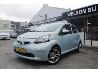 Toyota Aygo 1.0-12V + / Nieuwe Koppeling / Airco / Elektrische ramen / Centrale deurvergrendeling