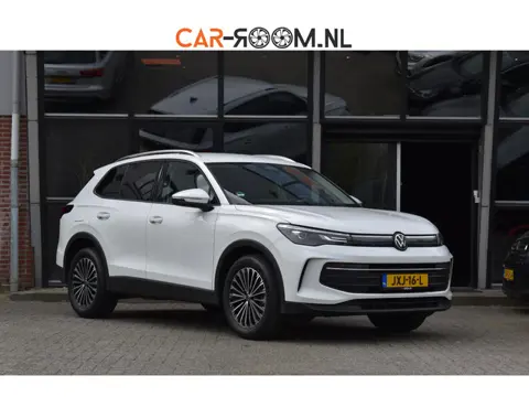 Volkswagen Tiguan 1.5 eTSI Life Edition Lane ACC Camera StuurVw