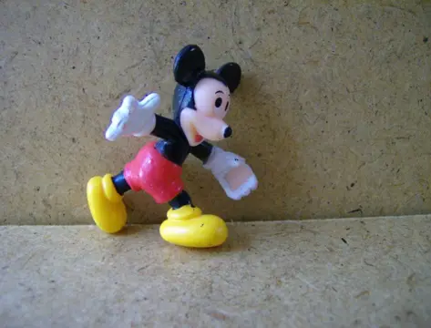 Mickey poppetje 8 adv5249