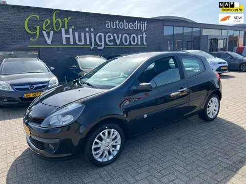 Renault Clio 1.6-16V Dynamique