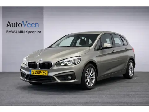 BMW 2-serie Active Tourer BMW 2-serie Active Tourer, 218i (NL AUTO, TREKHAAK, AIRCO, CRUISE)