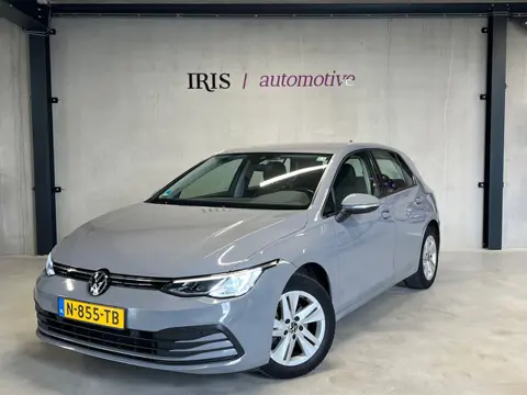 Volkswagen Golf 1.0 eTSI - DSG - CarPlay - BTW - Camera - Trekhaak - Moonstone Grey