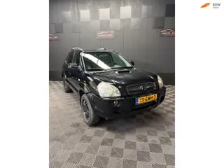 Hyundai Tucson 2.0i Dynamic World Cup edition | Carplay | Leder | Clima |