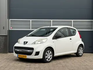 Peugeot 107 1.0-12V XR bj.2010 Stuurbekr|Radio|Nette staat.