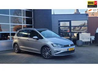 Volkswagen Golf Sportsvan 1.5 TSI ACT Highline | Trekhaak, App Connect, Stoelverwarming, Achteruitri