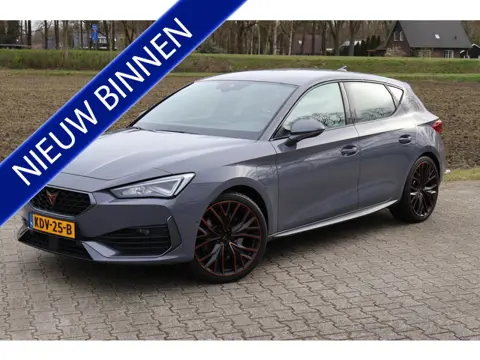 CUPRA Leon 1.4 e-Hybrid VZ 245 pk, Copper Edition, Acc, Camera, Sfeerverl, stoel en stuurverw.