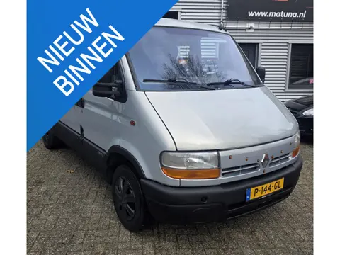 Renault Master 2.8dTi **BUSCAMPER VOLLEDIG NAAR WENS INDELEN**