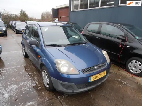 Ford Fiesta 1.3-8V Champ airco st bekr 5 deurs elek pak nap apk