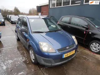 Ford Fiesta 1.3-8V Champ airco st bekr 5 deurs elek pak nap apk