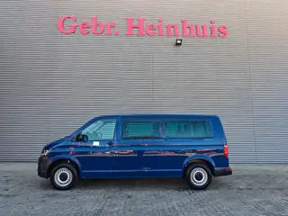 Volkswagen Transporter 2.0 TDI 8 Persons Long Wheelbase!