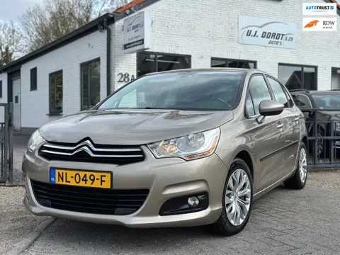 Citroen C4 1.6 VTi Collection zeer nette staat !