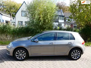 Volkswagen Golf 1.2 TSI 110pk 5-deurs Clima Cruise Navi PDC Camera