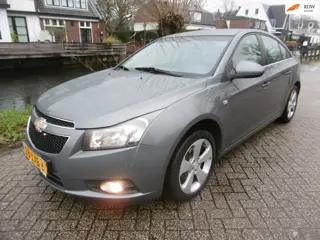 Chevrolet Cruze 1.8 LT 141pk Clima Cruise Motor heeft koelprobleem