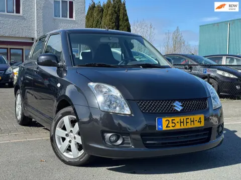 Suzuki Swift 1.3 Bandit/5drs/Clima/APK 02-2027
