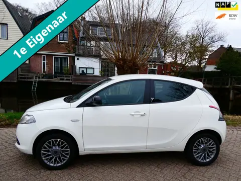 Lancia Ypsilon 0.9 TwinAir Elefantino Plus 80pk 1e eig. Automaat Airco 81.000km