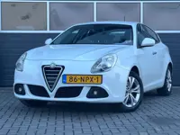 Alfa Romeo Giulietta 1.4 T Distinctive | Trekhaak | Navi | Cruise | Parkeersensor