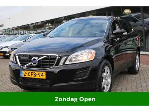 Volvo XC60 2.0 D3 Momentum LED_ADAP-CRUIS_BLIZ_PDC V+A_LIJNASIST_CAM.