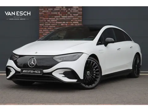 Mercedes-Benz EQE 300 Star Edition AMG 90 kWh | Luchtvering | Achterasbesturing | Distronic+ | Panor