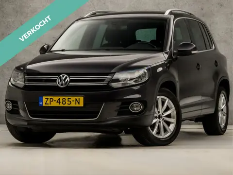 Volkswagen Tiguan 1.4 TSI Sport (NAVIGATIE, CLIMATE, CAMERA, STOELVERWARMING, SPORTSTOELEN, ZWART HE