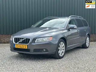 Volvo V70 2.5T Momentum Automaat/Org NL auto/Trekh/Nav/Bluetooth