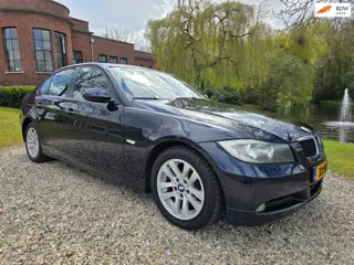 BMW 3-serie 320i High Executive