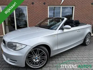 BMW 1 Serie Cabrio 118i Executive Automaat STOELVERW. / CLIMA / 19 INCH LMV