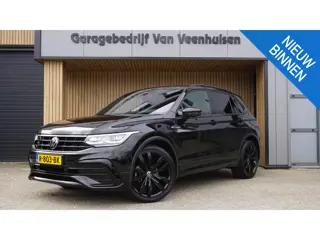 Volkswagen Tiguan 1.5 TSI 150pk DSG 3X R-Line *Black Style* Pano.Dak H&K 20inch Suzuka IQ Light Virt