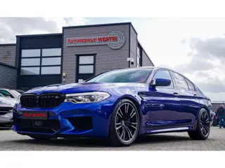BMW 5-serie M5 | Sport uitlaat | Head up Display | Driving Assistant Plus | Carbon Dak | Harman/Kard