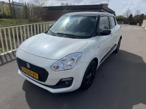 Suzuki Swift 1.2 Select Smart Hybrid (bj 2020)
