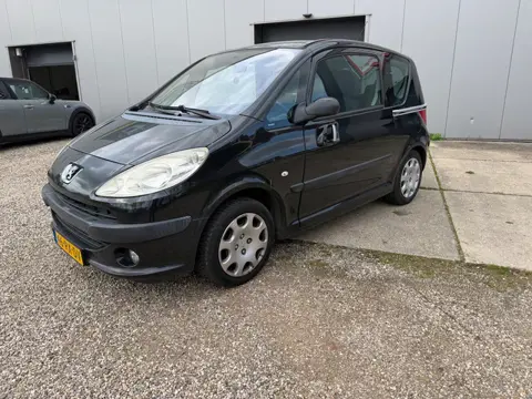 Peugeot 1007 1.4 Gentry met airco